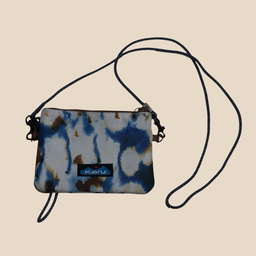 KAVU Renrose Crossbody Bag Earth Sky Tie Dye Womens 3 in 1 Wallet Pouch Clutch